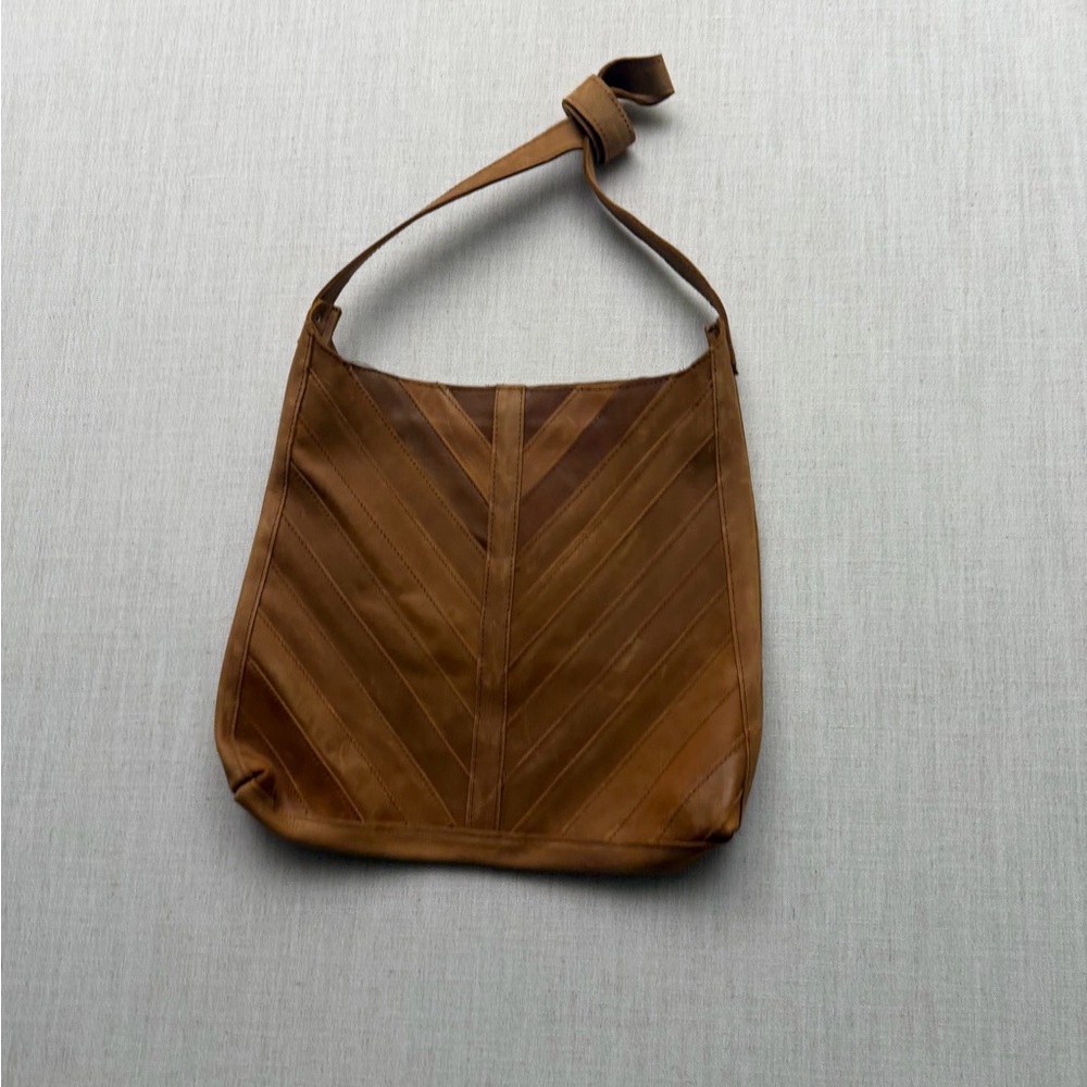 Raven + Lily Tan Leather Crossbody Bag